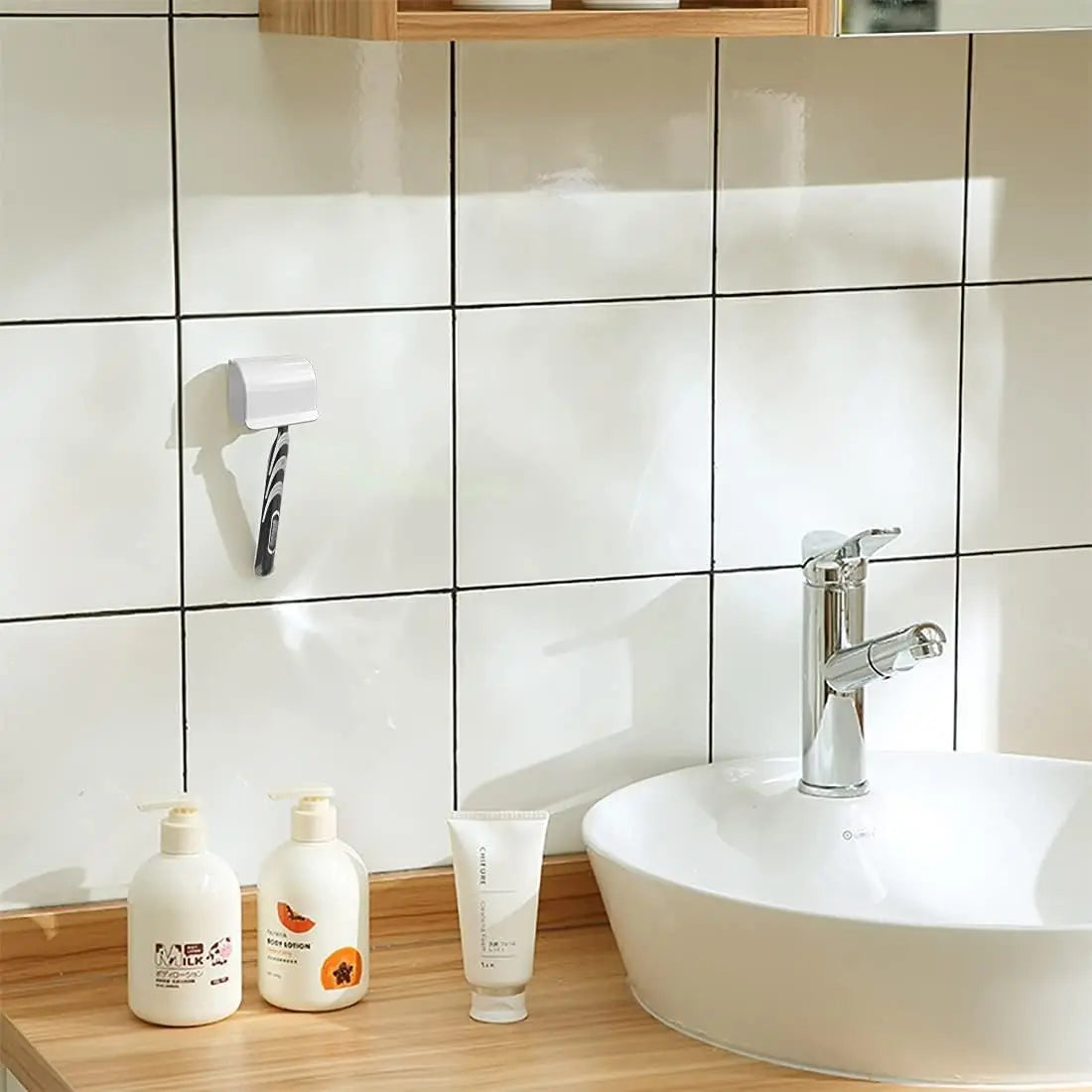 Wall Mounted Shaver Rack Waterproof Dustproof Non Perforated Storage Rack For Shaver Razor Bathroom Shaver Rust Proof Organizer